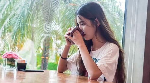 娱乐吃瓜酱释怀,揭秘娱乐圈背后的故事与真相